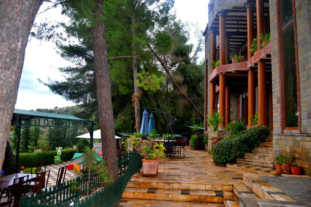 Hotel Castle Park Berat Exterior photo